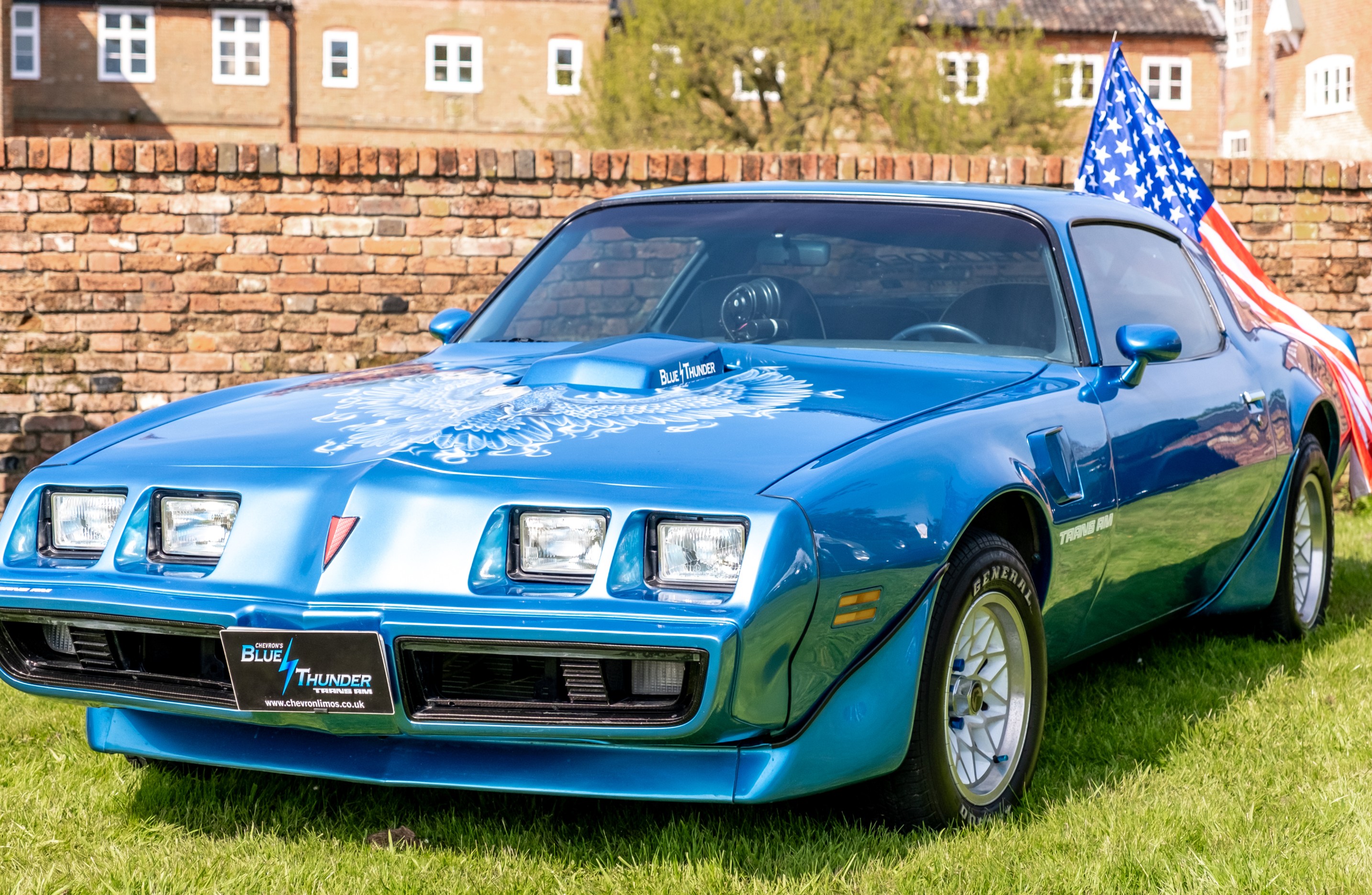 Used Pontiac auto parts hero image